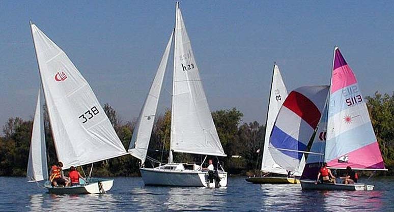 Hunter Surrounded in the Open Fleet