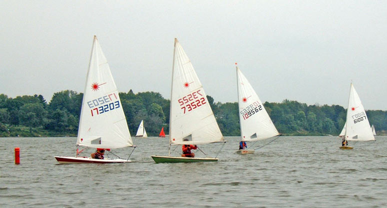 Rounding the Leward Mark