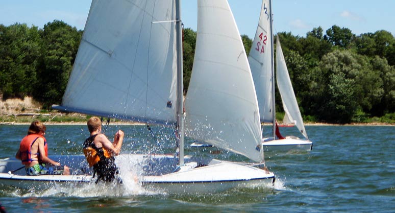 420s Enjoying the Strong Winds